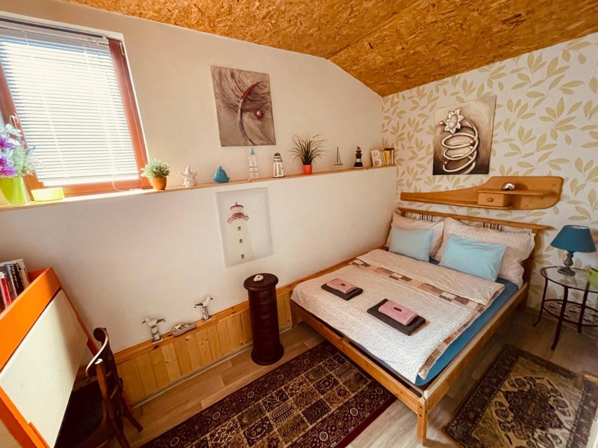 Apartmány U kapličky Kamyk nad Vltavou Exterior foto