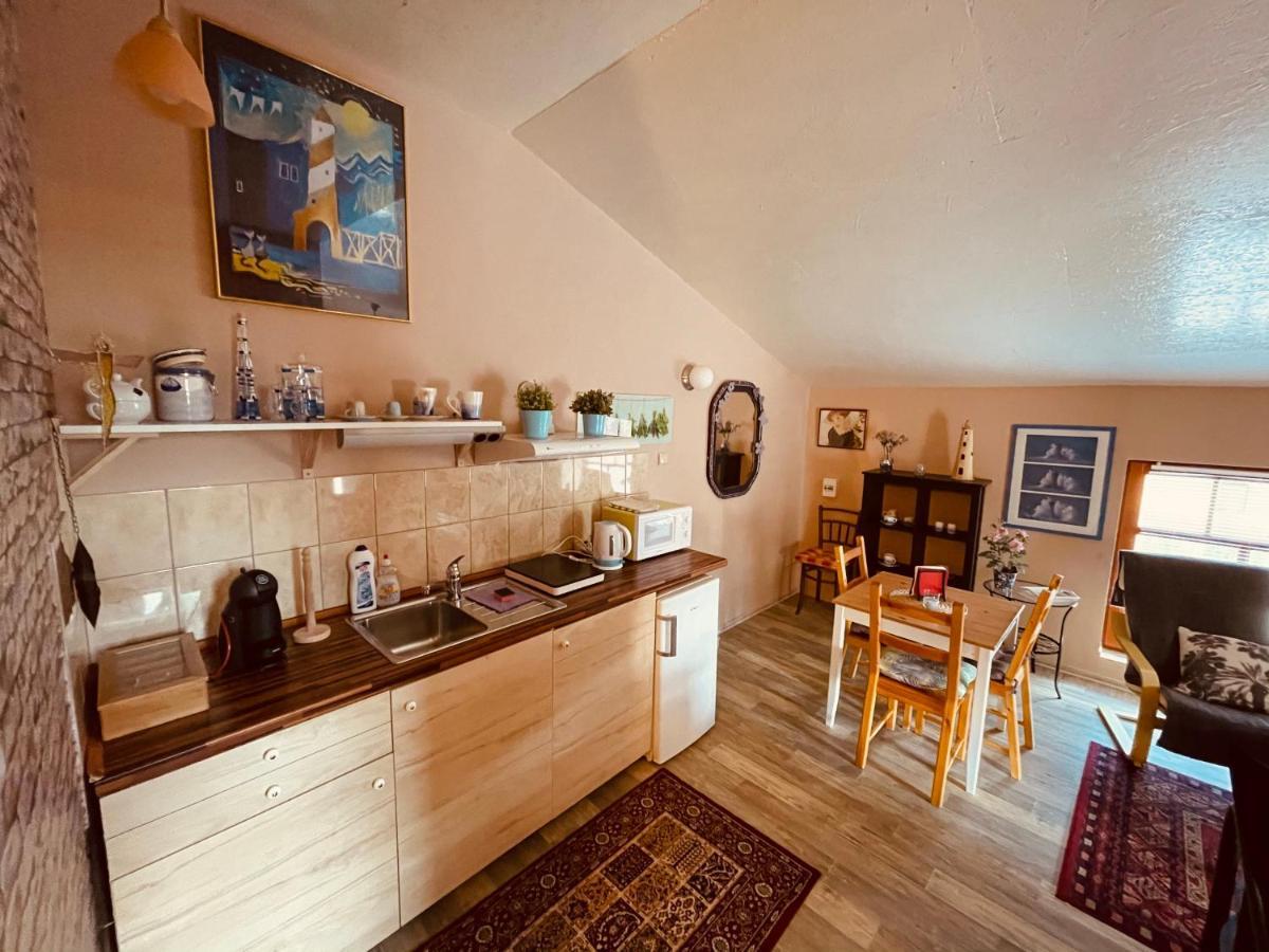 Apartmány U kapličky Kamyk nad Vltavou Exterior foto